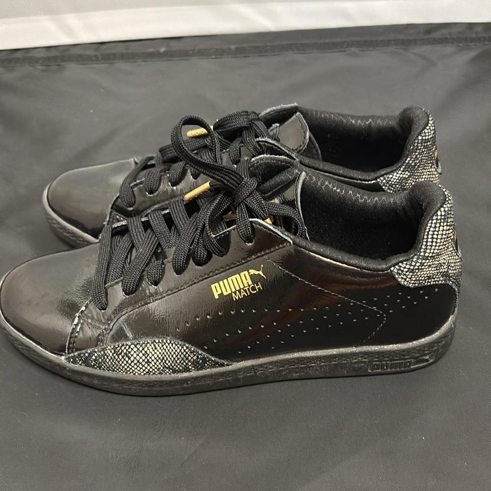 PUMA Women’s Match Lo Print Snake Sneakers – Black/Gold – Size 7 - Picture 6 of 12
